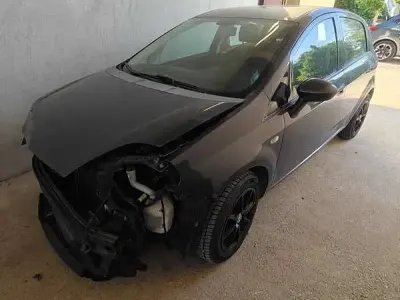 Usata Fiat Grande Punto Dynamic 75 CV (55 kW) 2008 Utilitaria