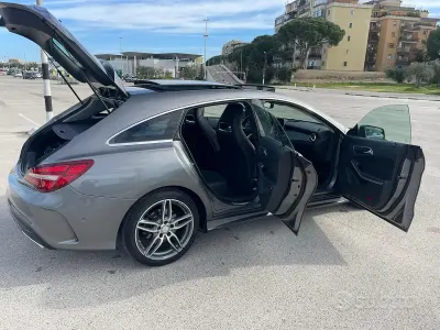 Usata Mercedes CLA200 Premium 136 CV (100 kW) 2017 Grigio Coupé