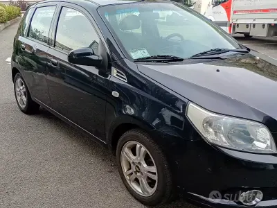 Usata Chevrolet Aveo 84 CV (61 kW) 2009 Nero Berlina