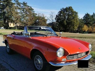 Usata Fiat 124 Spider 90 CV (66 kW) 1968 Rosso Cabrio