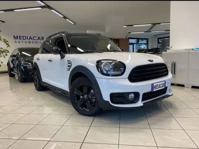 Usata Mini Cooper D Countryman 150 CV (110 kW) 2017 Bianco SUV