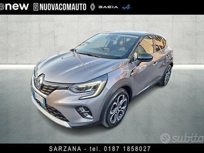 Usata Renault Captur Intens 101 CV (74 kW) 2023 Grigio SUV