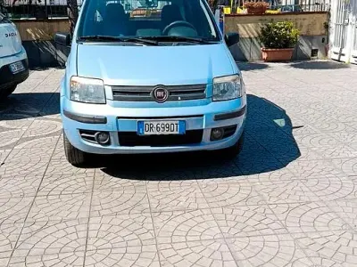 Usata Fiat Panda Dynamic 60 CV (44 kW) 2010 Bluazzurro Utilitaria