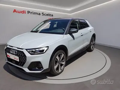 Usata Audi A1 Design 110 CV (80 kW) 2023 Grigio graphite metalizzato SUV