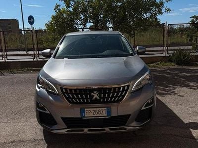 Usata Peugeot 3008 2018 Grigio SUV