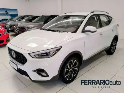 Usata MG ZS Luxury 106 CV (77 kW) 2024 Bianco SUV