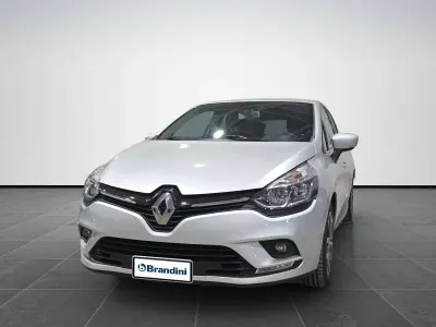Usata Renault Clio IV Intens 90 CV (66 kW) 2018 Grigio Berlina