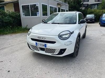 Usata Fiat 600 145 CV (106 kW) 2025 Bianco SUV