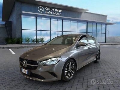 Usata Mercedes B180 Advanced Plus 116 CV (85 kW) 2023 Grigio Monovolume