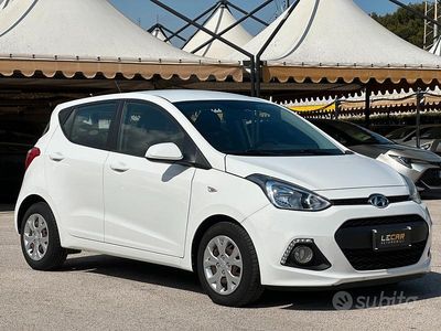 Usata Hyundai i10 Edition 66 CV (48 kW) 2016 Bianco Utilitaria