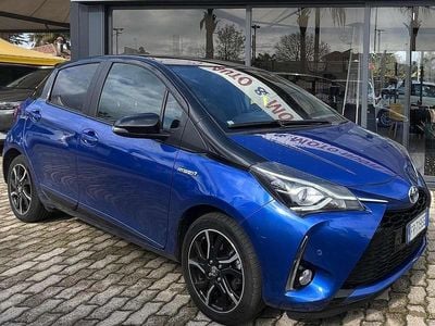 Usata Toyota Yaris Hybrid Edition 73 CV (53 kW) 2018 Blu/azzurro Berlina