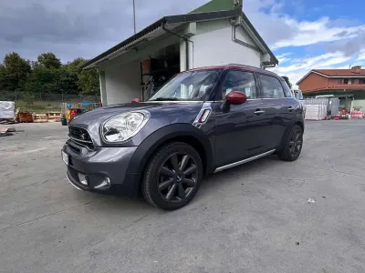 Usata Mini Cooper SD Countryman 143 CV (105 kW) 2015 Grigio SUV