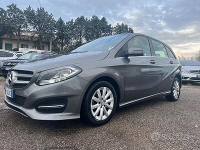 Grigio Usata 2016 Mercedes B160 Premium Monovolume | 11.250 € (Buon prezzo)