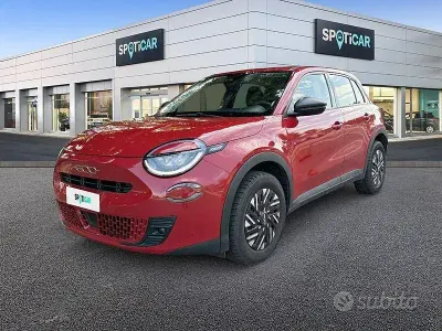 Usata Fiat 600 101 CV (74 kW) 2024 Rosso SUV