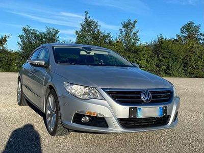 Usata VW Passat 140 CV (102 kW) 2009 Argento Coupé
