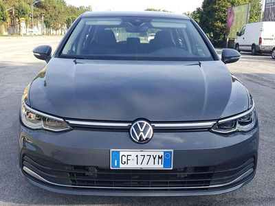 Usata VW Golf VIII Style 131 CV (96 kW) 2021 Grigio Berlina