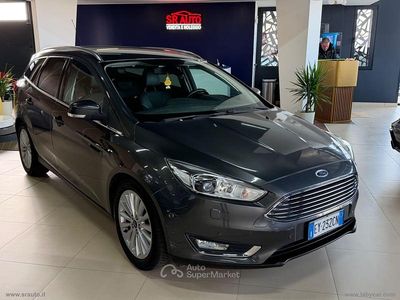 Usata Ford Focus Titanium 120 CV (88 kW) 2015 Grigio Station wagon
