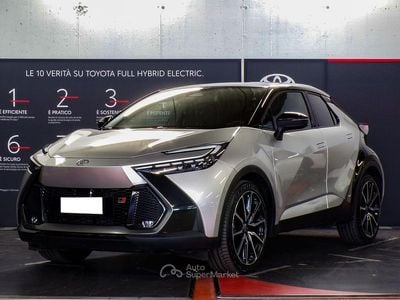 Usata Toyota C-HR 197 CV (144 kW) 2023 Argento SUV