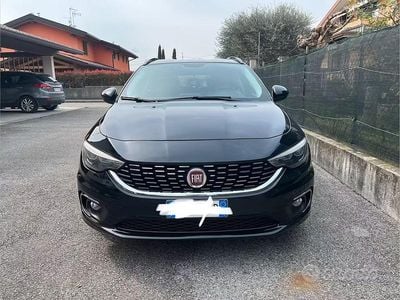 Usata Fiat Tipo Lounge 120 CV (88 kW) 2017 Nero Station wagon
