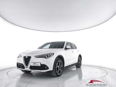 Usata Alfa Romeo Stelvio Super 210 CV (154 kW) 2017 Bianco SUV