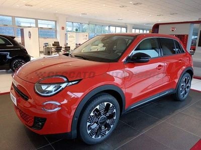 Usata Fiat 600E La Prima 114 kW (156 CV) 2024 Arancione SUV