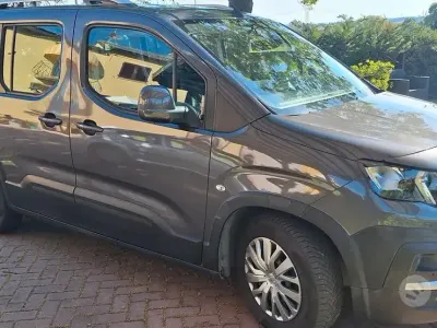 Usata Peugeot Rifter 102 CV (75 kW) 2019 Grigio Monovolume