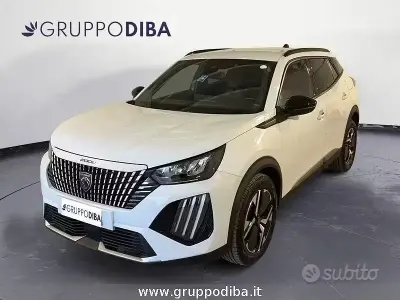 Usata Peugeot 2008 Allure 100 CV (73 kW) 2025 Bianco SUV