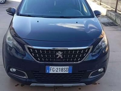 Usata Peugeot 2008 Allure 99 CV (72 kW) 2017 SUV