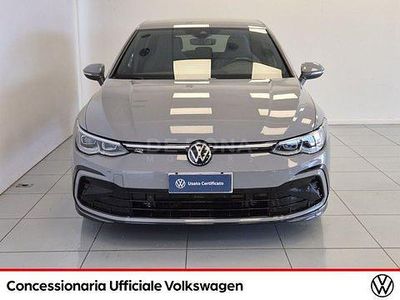 Usata VW Golf VIII R-line 150 CV (110 kW) 2023 Grigio Utilitaria
