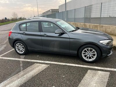 Usata BMW 116 Advantage 116 CV (85 kW) 2018 Grigio Utilitaria