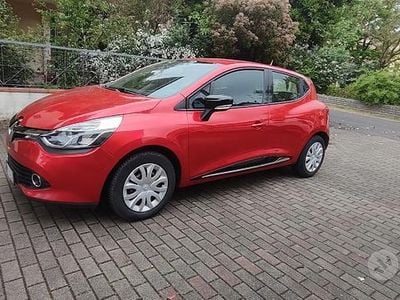Usata Renault Clio IV 75 CV (55 kW) 2014 Arancione Berlina
