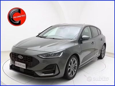 Usata Ford Focus ST-Line 120 CV (88 kW) 2023 Grigio Berlina