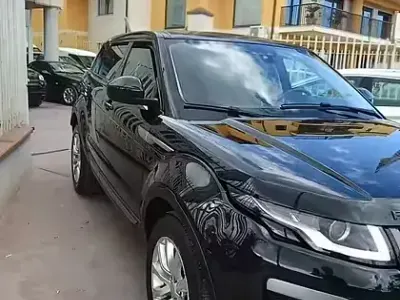 Usata Land Rover Range Rover evoque HSE 150 CV (110 kW) 2016 Nero SUV