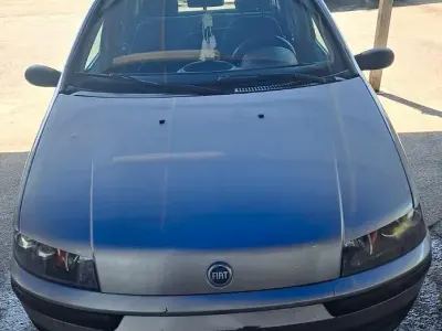 Usata Fiat Punto 60 CV (44 kW) 2000 Utilitaria