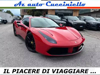 Usata Ferrari 488 670 CV (492 kW) 2016 Rosso corsa perlato Coupé