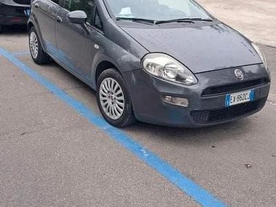 Usata Fiat Grande Punto 248 CV (182 kW) 2014 Grigio Utilitaria