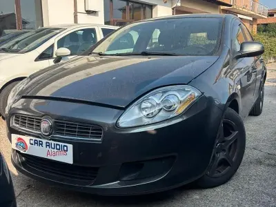 Usata Fiat Bravo Emotion 90 CV (66 kW) 2010 Grigio Utilitaria