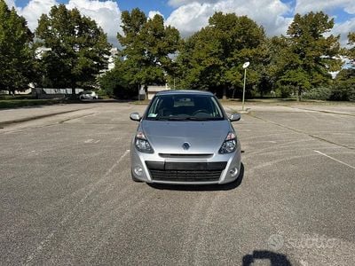 Usata Renault Clio IV 75 CV (55 kW) 2012 Grigio Berlina