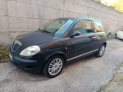 Usata Lancia Ypsilon