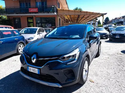 Gebraucht Renault Captur Intens 101 PS (74 kW) 2020 Grau SUV