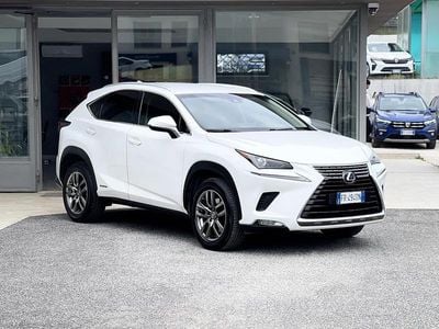 Usata Lexus NX300h 155 CV (114 kW) 2018 Bianco SUV