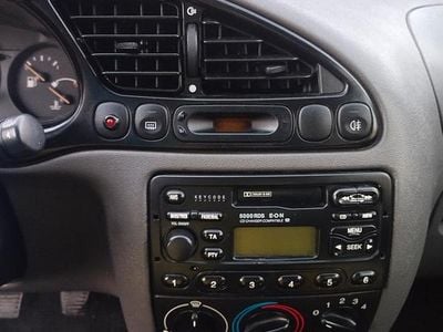 Usata Ford Fiesta 2000 Verde Berlina