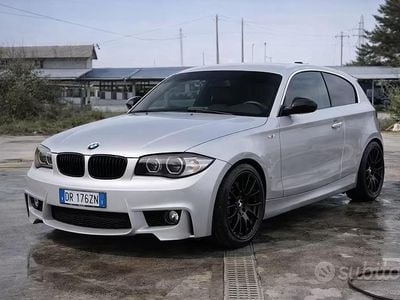 Begagnad BMW 123 M Performance 204 HK (150 kW) 2008 Silver Halvkombi