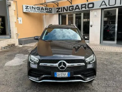Käytetty Mercedes GLC220 Premium 194 HP (142 kW) 2020 Harmaa Katumaasturi