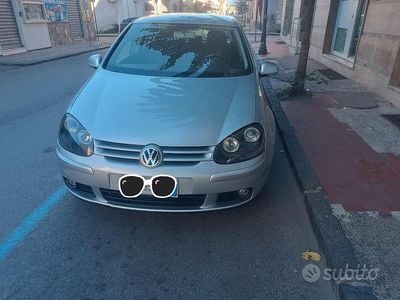 Usata VW Golf IV 2004 Grigio Berlina