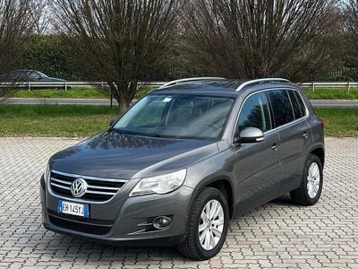 Usata VW Tiguan Sportline 140 CV (102 kW) 2011 Grigio SUV