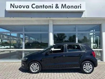 Usata VW Polo Comfortline 75 CV (55 kW) 2017 Nero Berlina