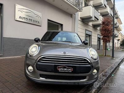 Usata Mini Cooper 95 CV (69 kW) 2020 Grigio Utilitaria