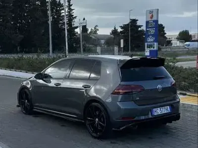 Usata VW Golf VII R 310 CV (228 kW) 2018