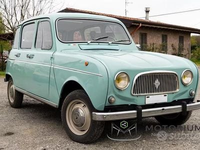 Usata Renault R4 26 CV (19 kW) 1960 Blu Berlina